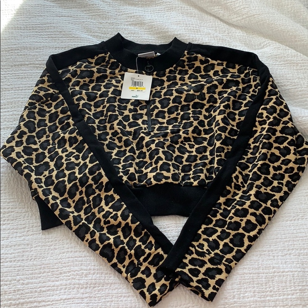 Cropped quarter zip pullover